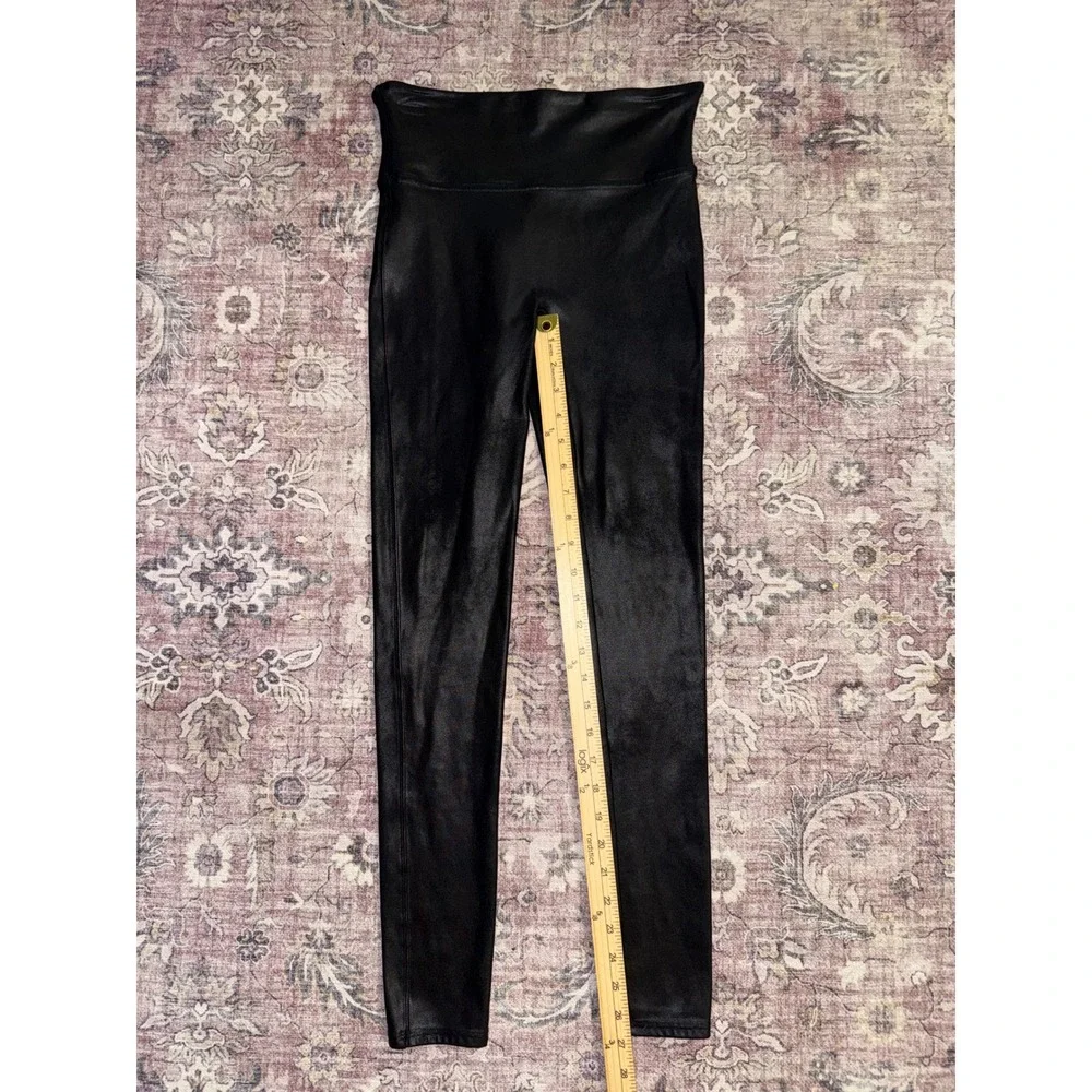 Spanx Faux Leather Leggings Black High Waisted Shaper Womens Medium Smoothing - Picture 6 of 8